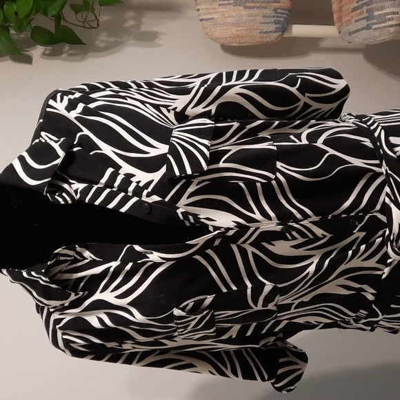 H&M Shirt Dress - Picture 8 of 8